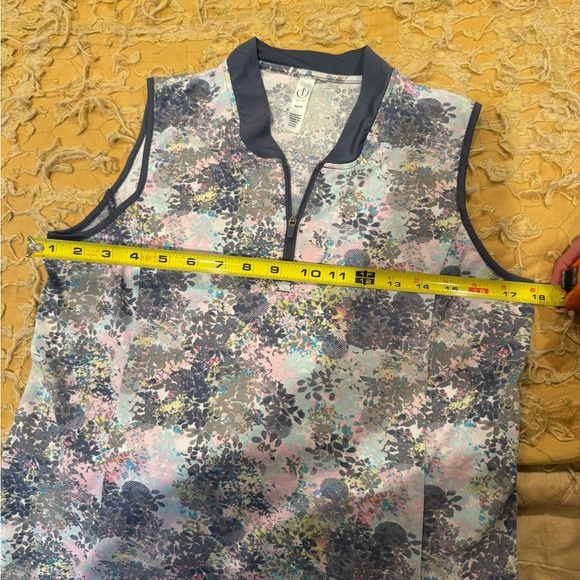 Women's Tee Tome Sleeveless Mock Neck Golf/Tennis Top - Picture 8 of 8